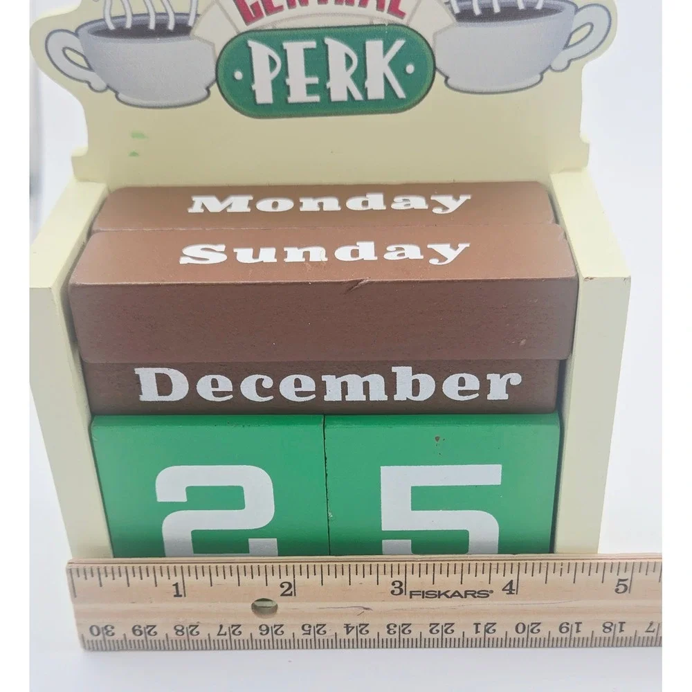 Friends TV Show Central Perk Wooden Perpetual Block Calendar Desktop Decor s21